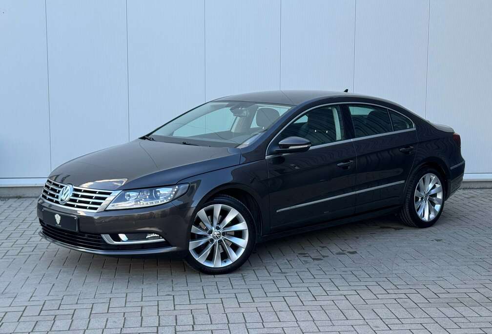 Volkswagen 1.8 TSI GARANTIE Xenon Leder Navi RNS Zetelverw