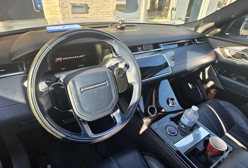 Land Rover 2.0d R-Dynamic S