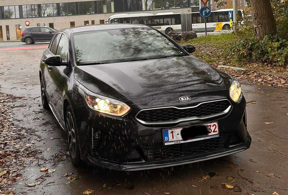 Kia Ceed 1.4 T-GDI DCT OPF GT Line