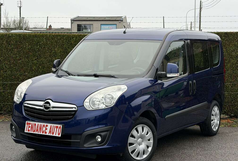 Opel Tour 1.4i 95 Cv - 5 Places - Garantie 12 Mois