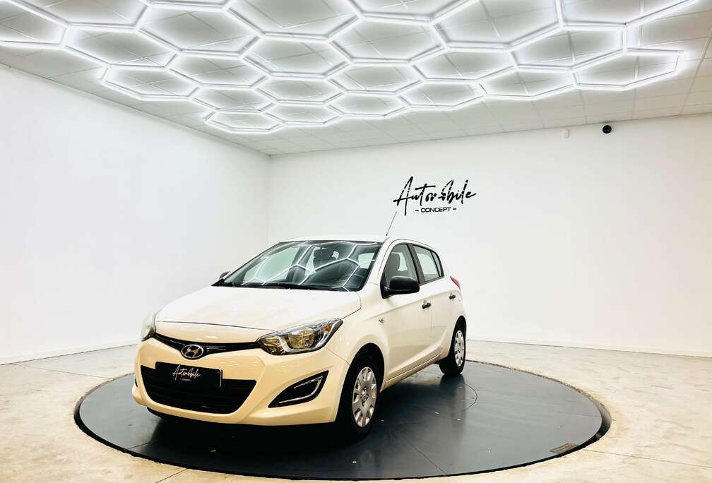 Hyundai 1AN GARANTIECARNET D’ENTRETIENESSENCEUSB