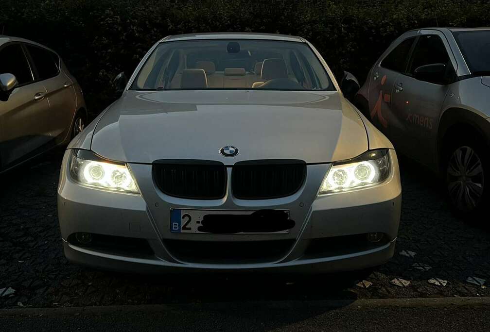 BMW 318iA