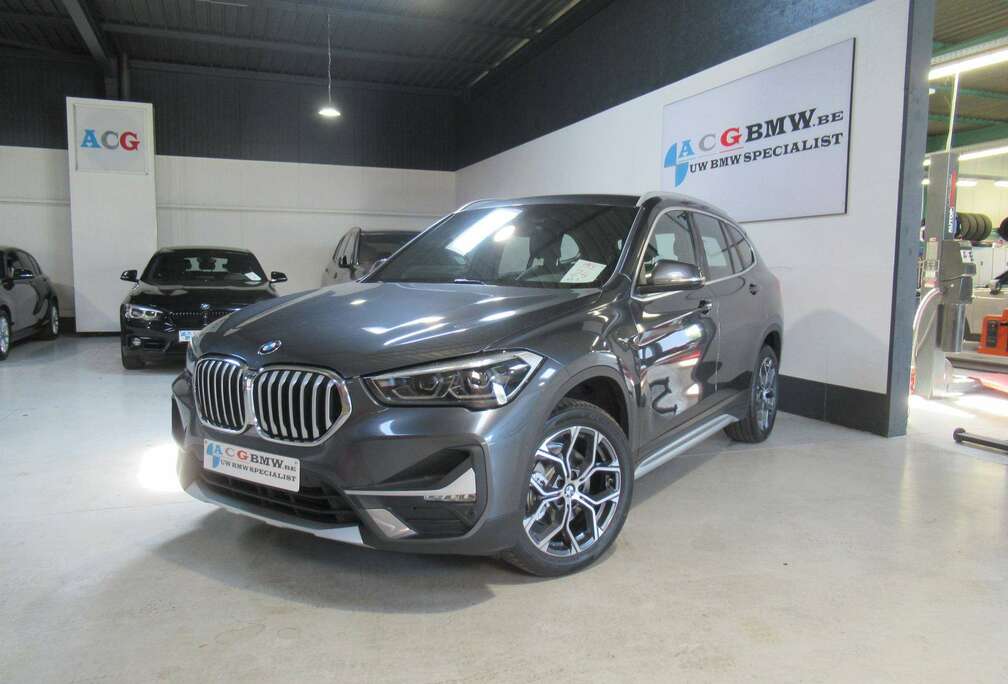 BMW 18i XLine X1 F48 LCI LED Navigatia Carplay Halfleder Net groot onderhoud uitgevoerd, zeer propere wagen