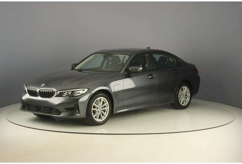 BMW e 204pk Pack Drive Assist