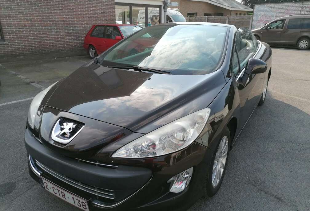 Peugeot CC 1.6i 16v Dynamique