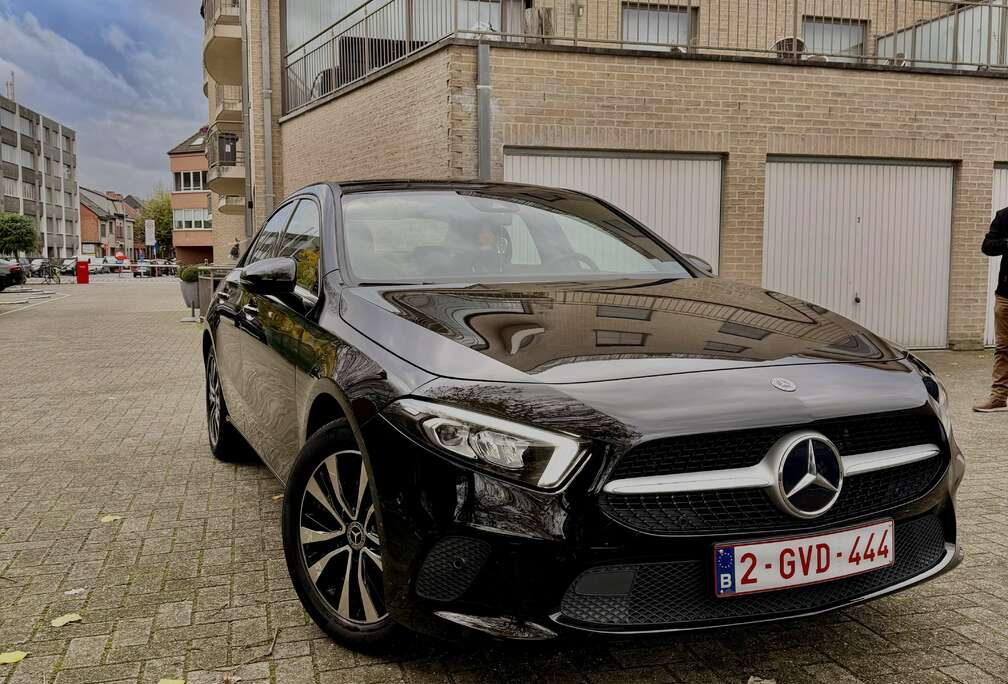 Mercedes-Benz e 8G-DCT Advanced Progressive