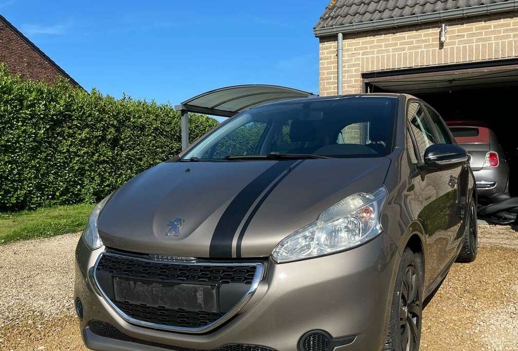 Peugeot 1.2i Active