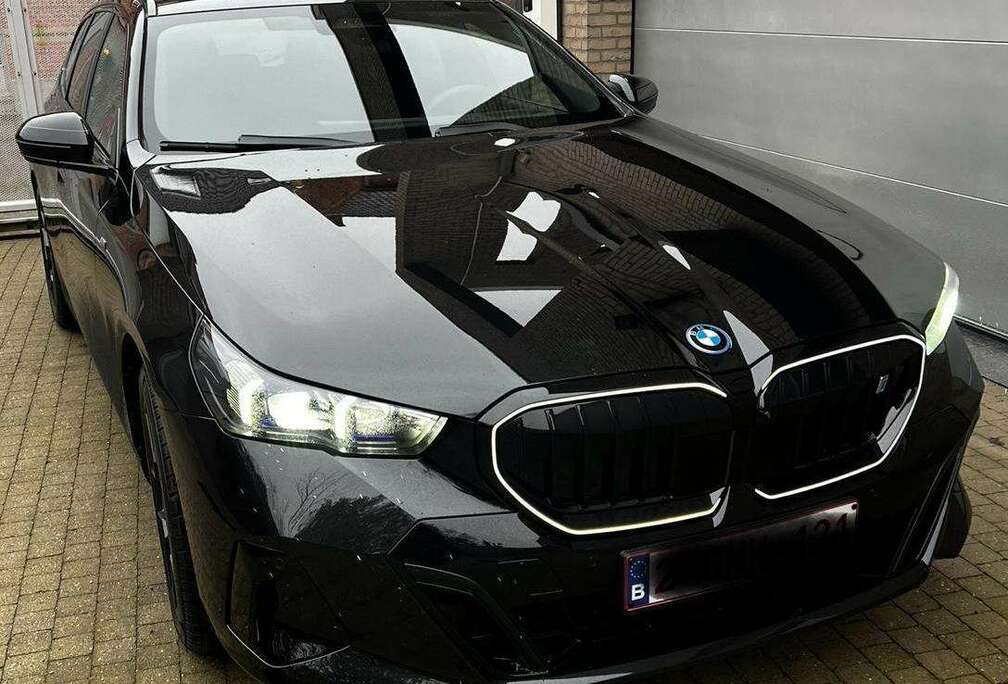 BMW i5 eDrive40 Touring