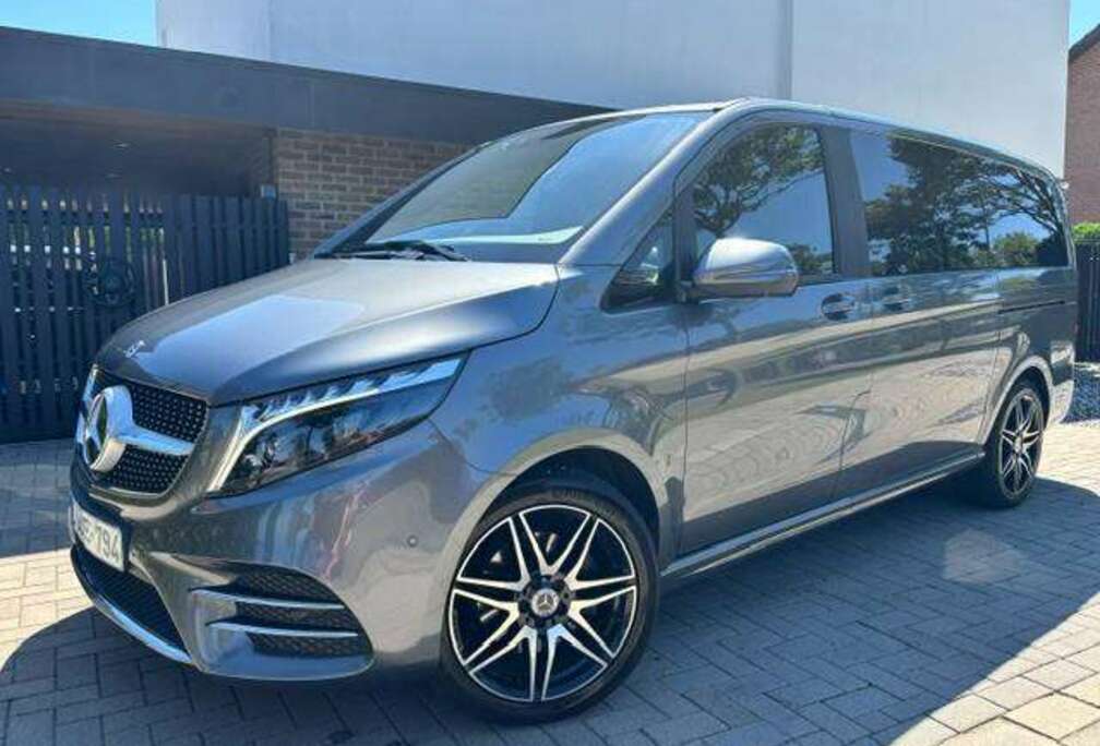 Mercedes-Benz 4-MATIC  AIRMATIC  DUBCAB  DISTRONIC  AMG  ;;;
