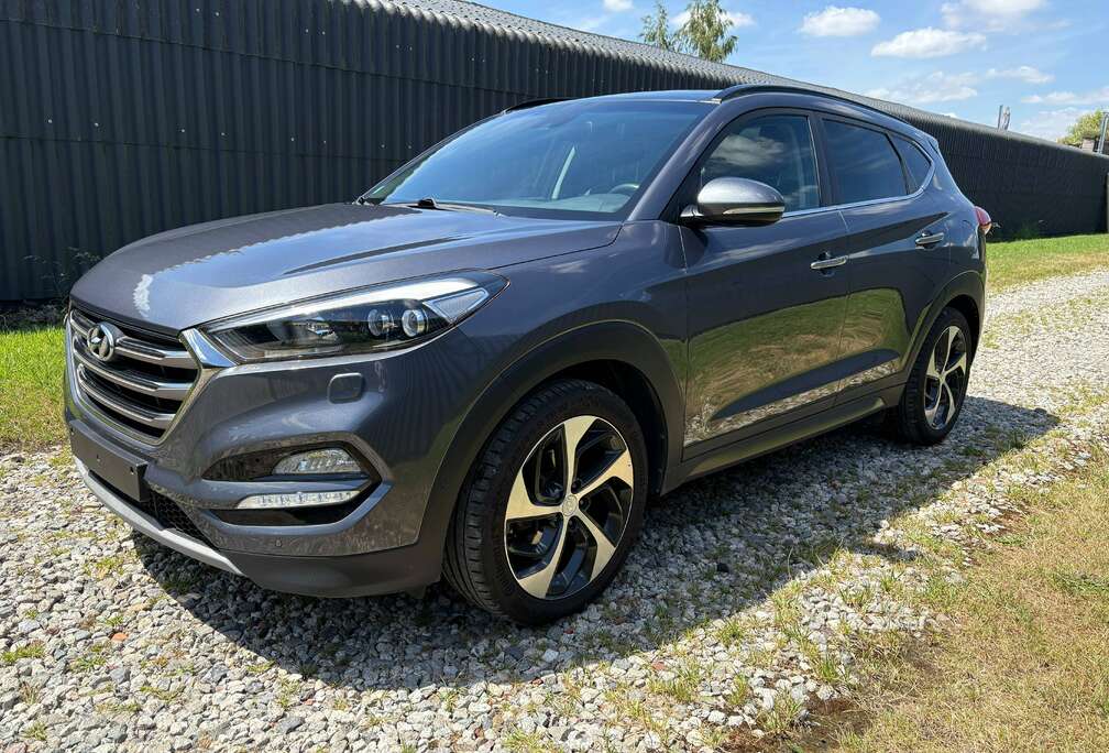 Hyundai 4WD*EXECUTIVE*TOIT PANO*SIEGES VENTILES+CHAUFFANTS...FULL OPTIONS
