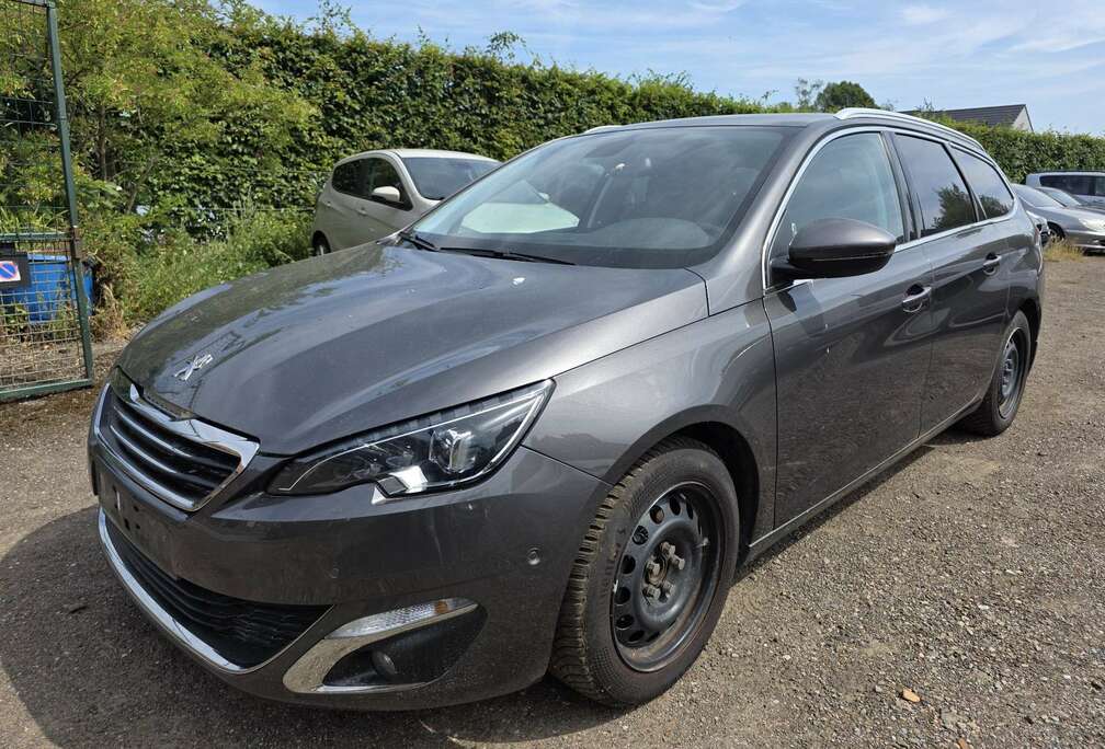 Peugeot SW PureTech 130 Stop & Start Allure