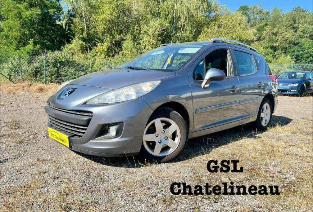 Peugeot 1.4i 95cv gris Toit Pano/Clim 1750€ Marchand