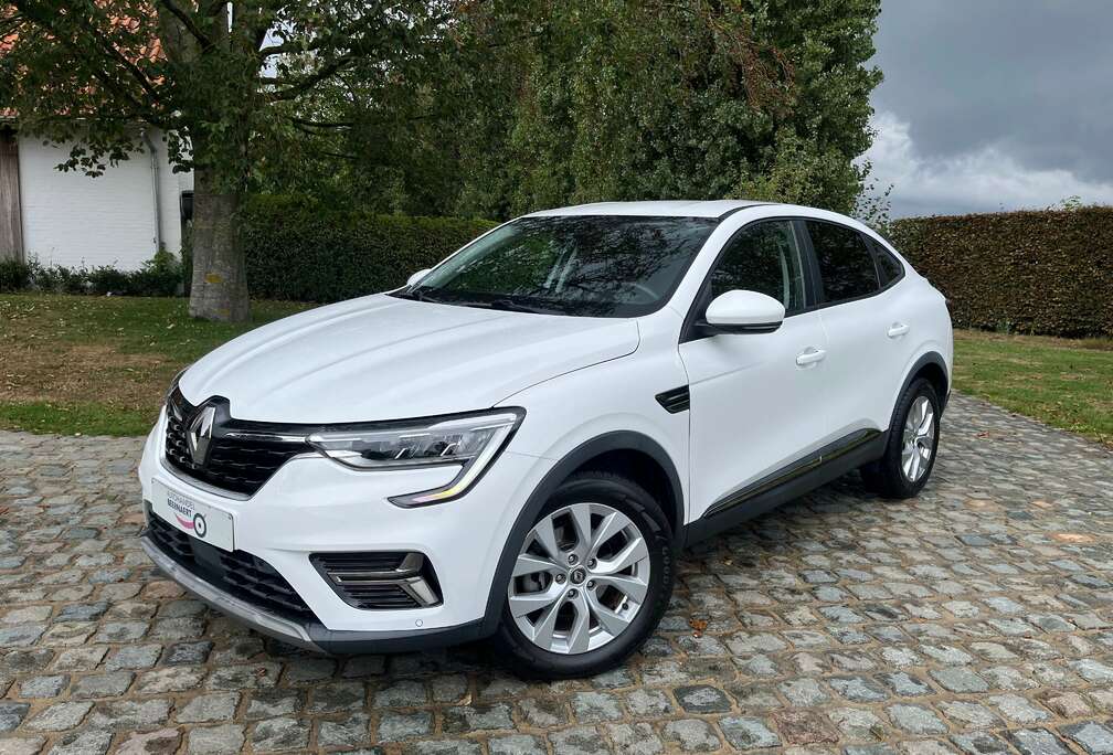 Renault E-TECH 1.6i/1eignr/77400km/Carplay/Cruise/Camera/Led/Clima...
