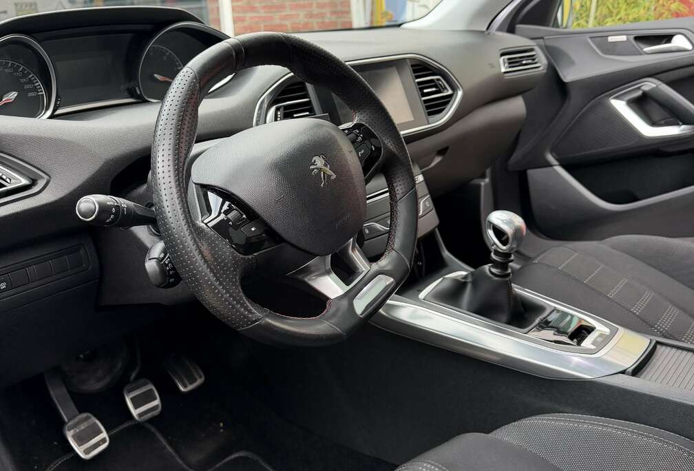 Peugeot 1.6 BlueHDi Allure STT 84gr.