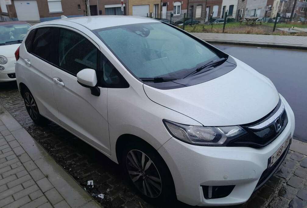 Honda Jazz 1.3i-VTEC Elegance CVT