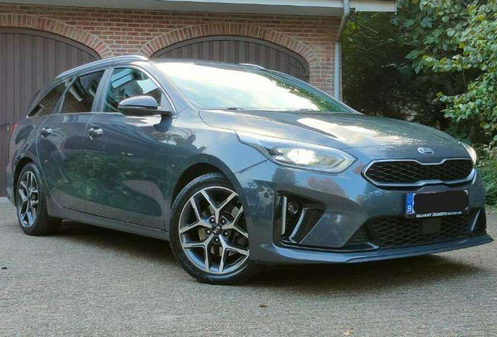 Kia Ceed 1.6 CRDi 136 DCT ISG SW GT Line