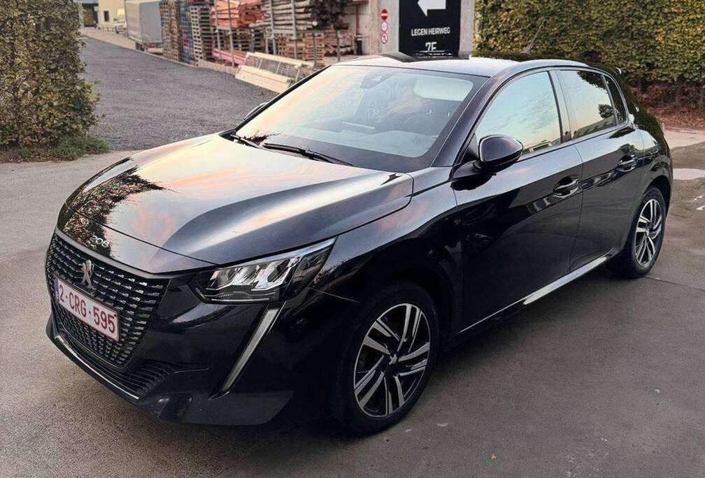 Peugeot 208 PureTech 100 EAT8 Allure Pack