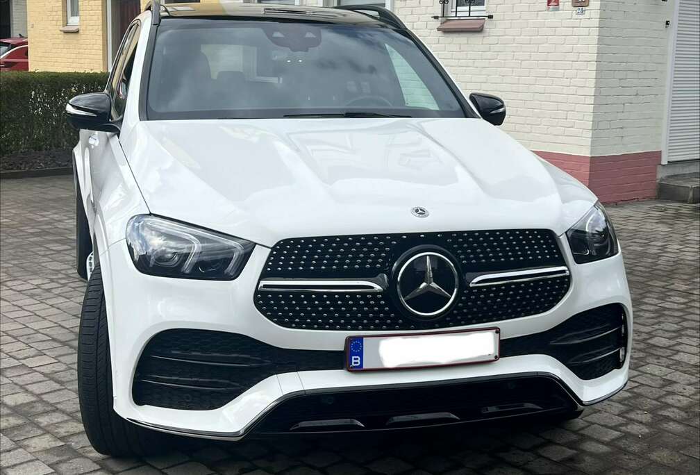 Mercedes-Benz e 4-Matic PHEV