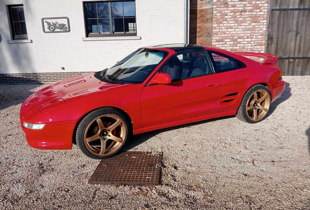 Toyota MR 2 T-Bar GTi