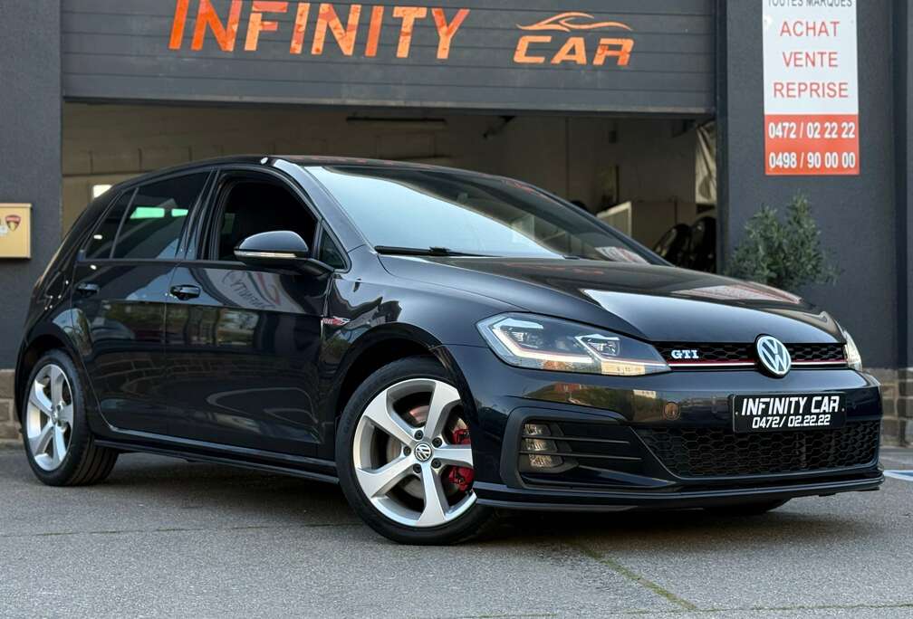Volkswagen Golf 2.0 TSI
