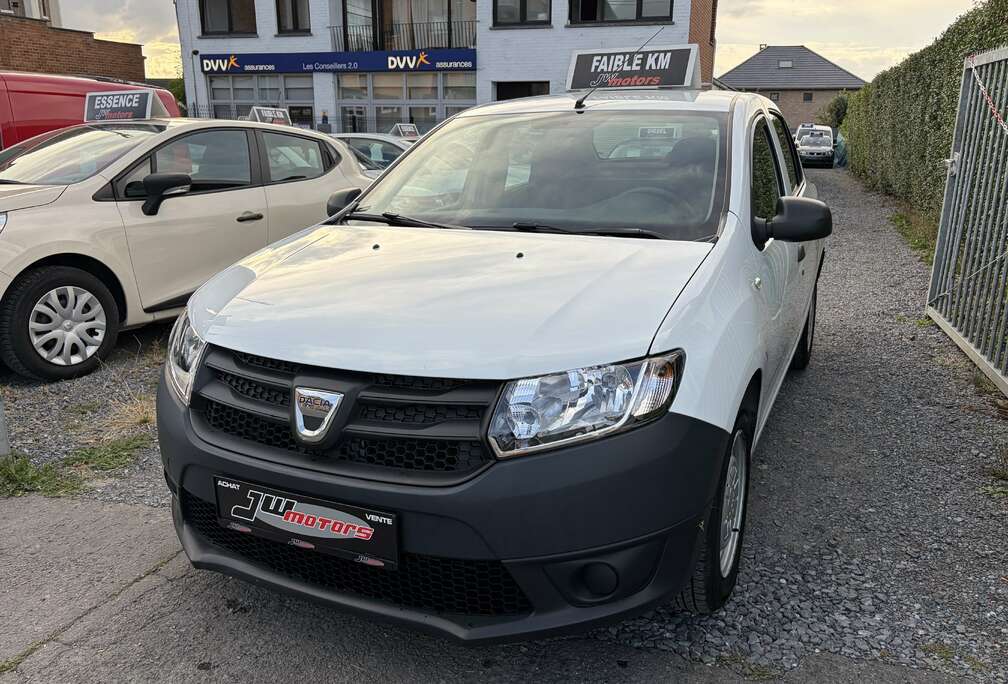 Dacia Logan 1.2i Logan**FAIBLE KM/GARANTIE**