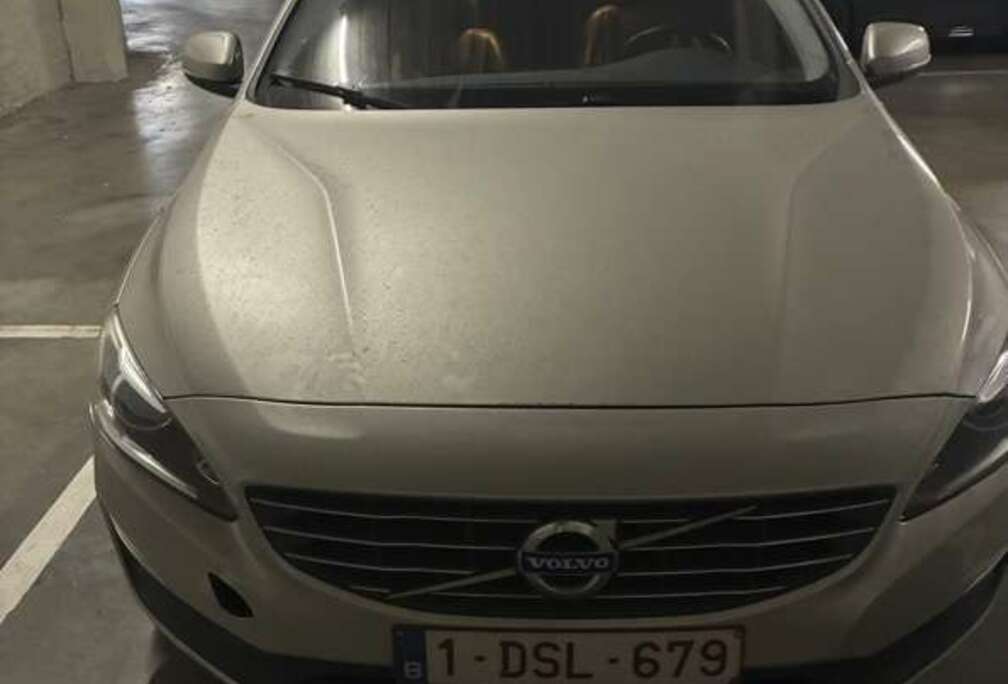 Volvo V60 2.4 D5 4WD TE PHEV Momentum