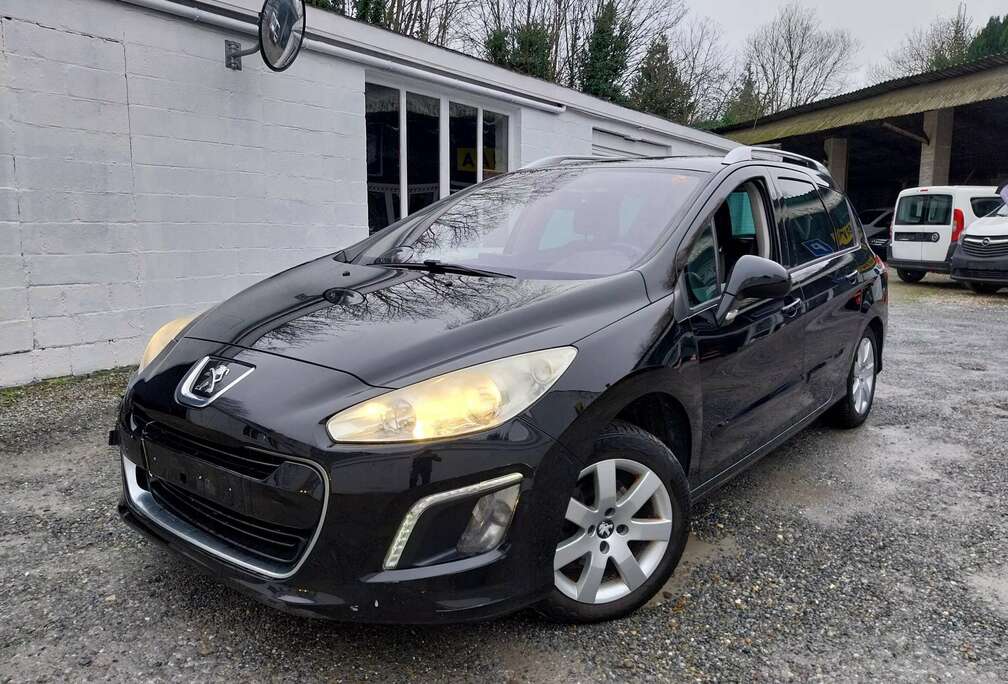 Peugeot 308 SW 1.6 HDi * CAPT ARR * BLTHT * 122 X 36 MOIS*