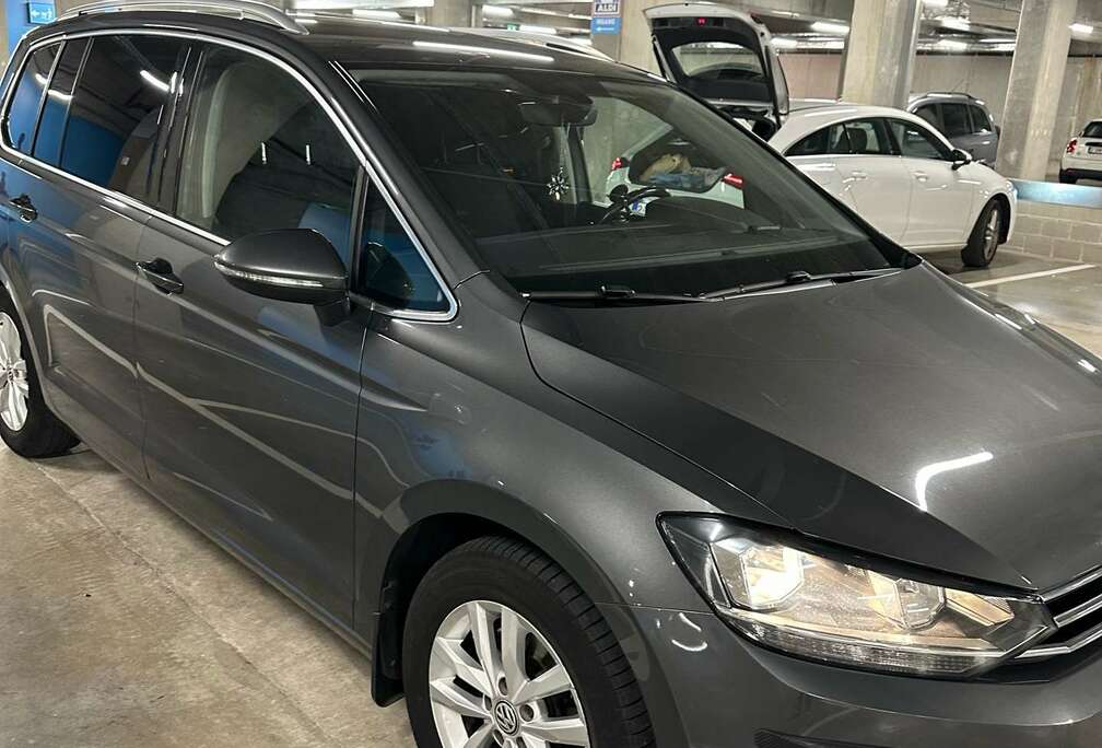 Volkswagen volkswagen touran 2016 Benzine 7 zitplaatsen