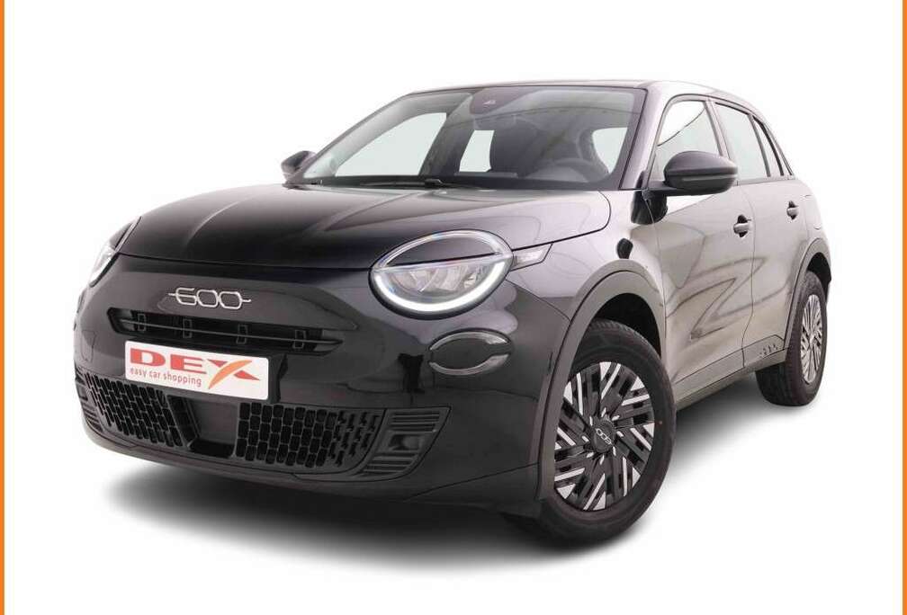 Fiat 1.2T Hybrid DCT Pop + Winter Pack + LED + Car Play