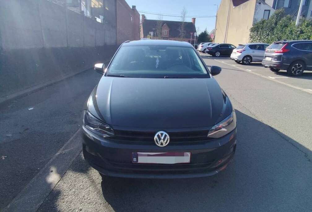 Volkswagen trend line