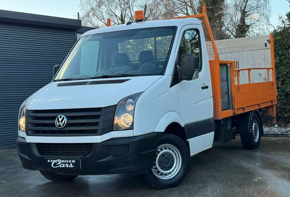 Volkswagen 2.5TDI 136CV BENNE + ELEVATEUR AUTOMATIQUE CAMERA