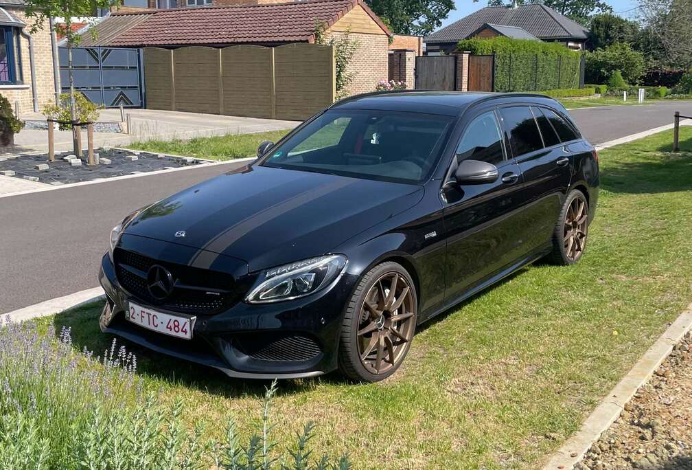 Mercedes-Benz C 43 AMG 4-Matic
