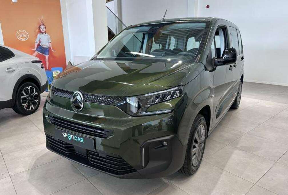 Citroen PLUS 1.2 BENZINE 110 PK *APPLE CAR PLAY * CAMERA