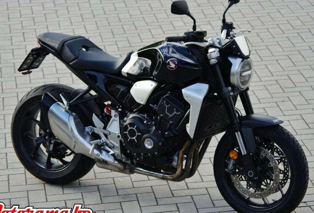 Honda R