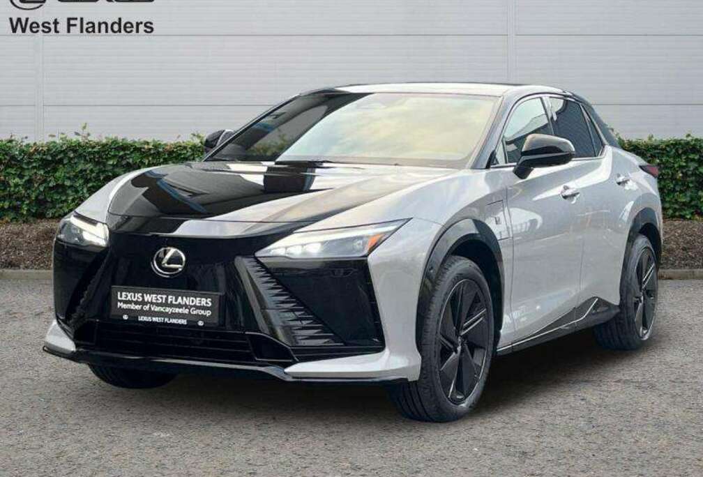 Lexus F-Sport + Dimming Panoroof