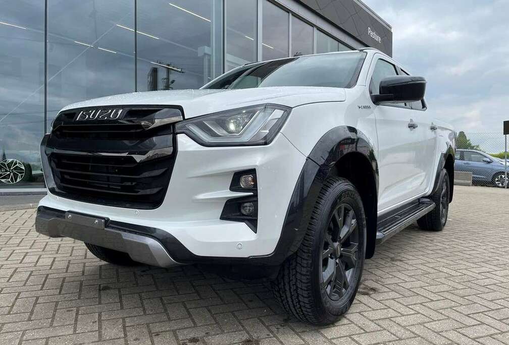 Isuzu V-CROSS 4WD