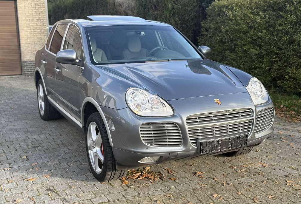 Porsche Turbo S - 4.5 V8 Tiptronic S - 500 pk