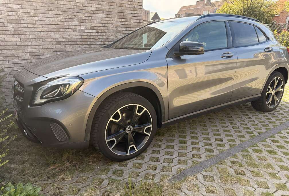 Mercedes-Benz Business Solution