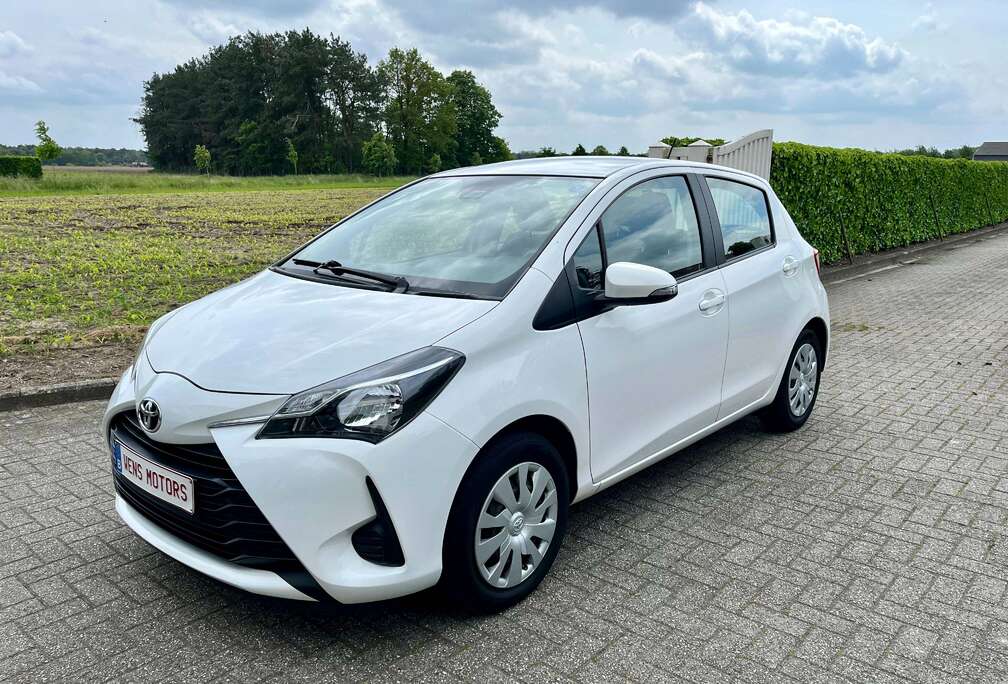 Toyota 1.5i Benzine 2020 Airco/Bluetooth/Usb/Camera