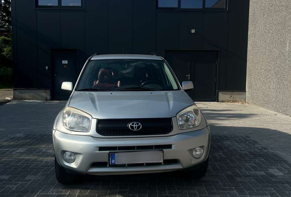 Toyota RAV4 2.0 VVT-i 152 VX