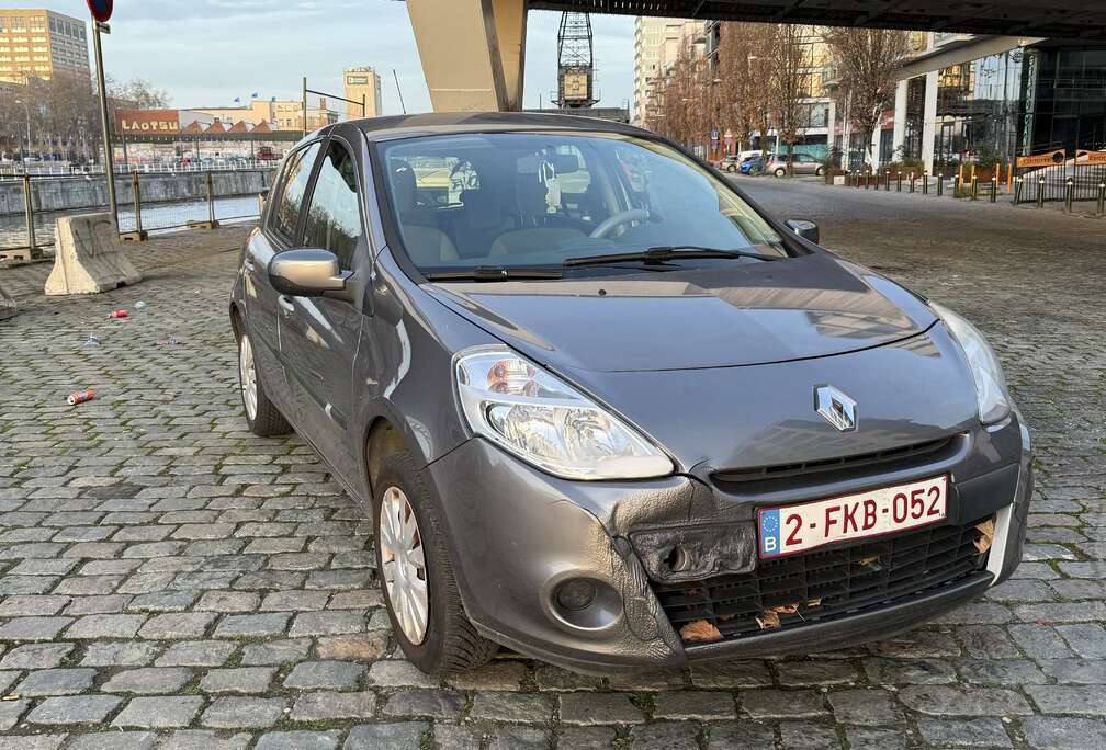 Renault 1.2i TomTom Edition