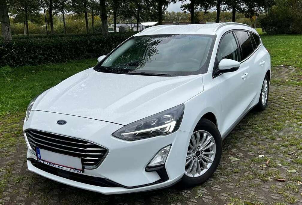 Ford Focus Turnier 1.0 EcoBoost Hybrid TITANIUM X