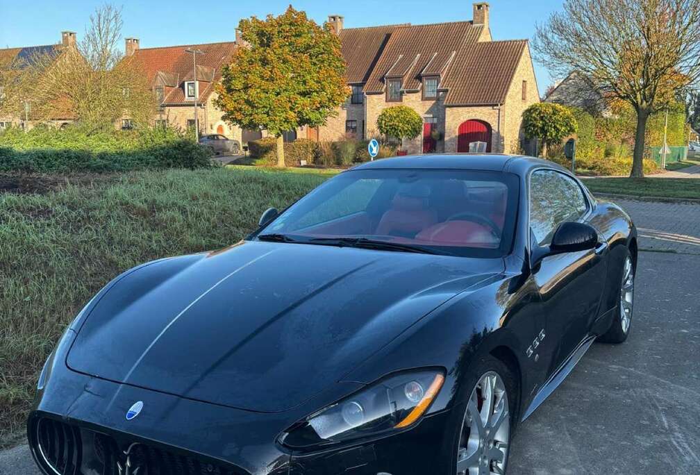 Maserati 4.7i V8 S