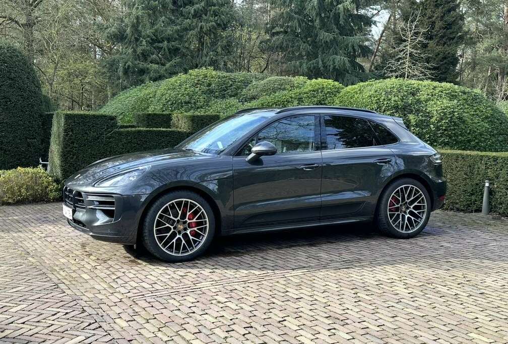 Porsche GTS 2.9 V6 BiTurbo PDK