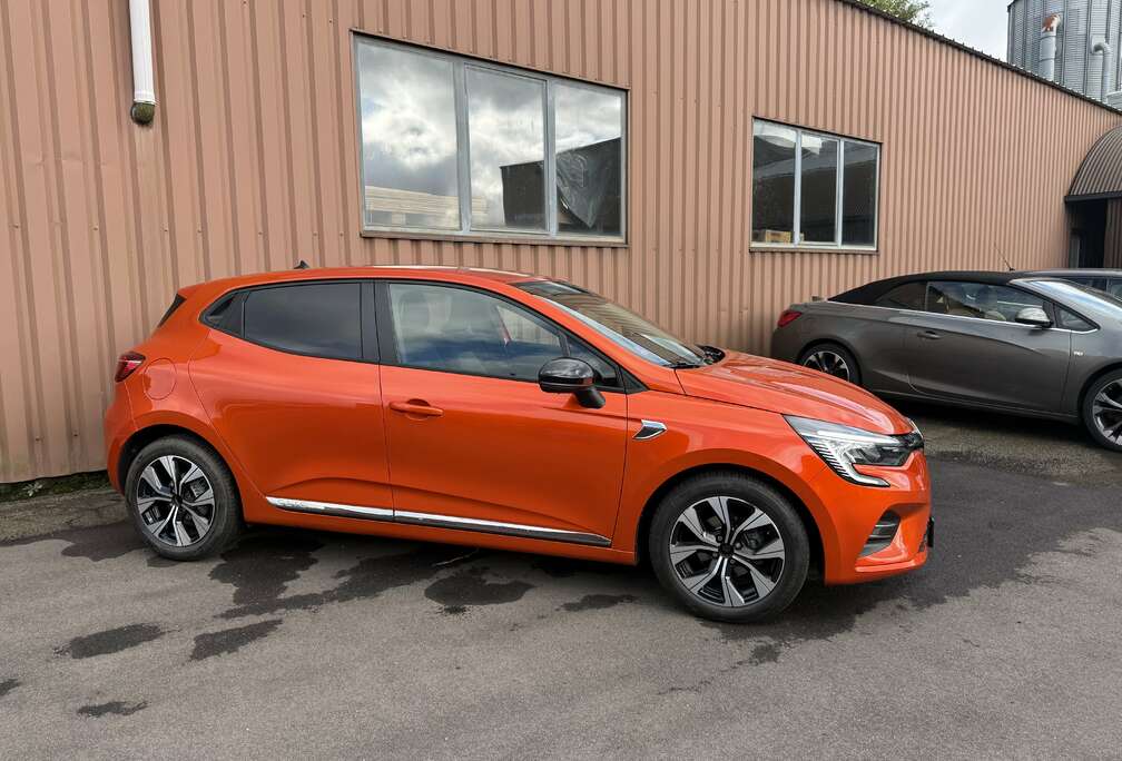 Renault 1.0 TCE 90CH X-Tronic Limited