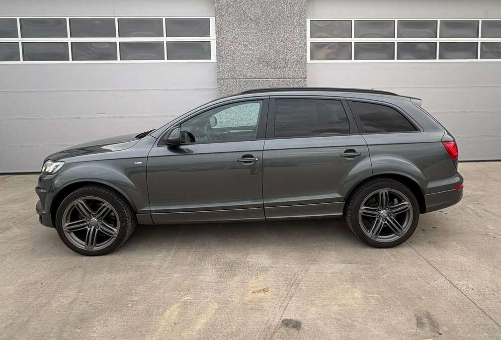 Audi Q7 3.0 TDi V6 S line Start/Stop Tiptronic