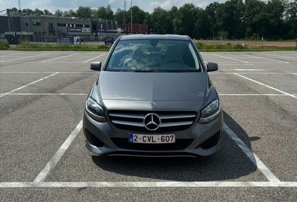 Mercedes-Benz (CDI) d