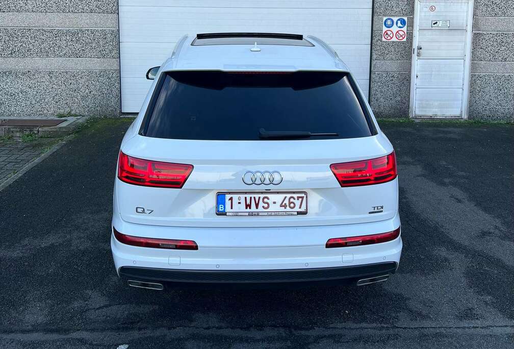 Audi 3.0 TDI ultra quattro tiptronic