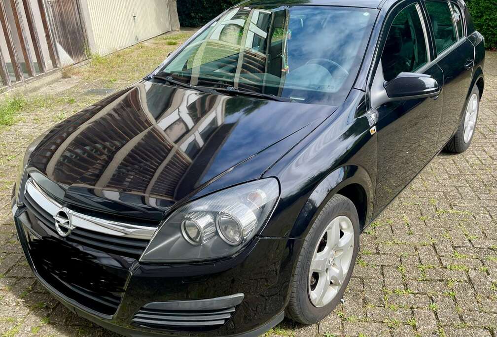 Opel 1.4 benzine blanco gekeurd v.vk.