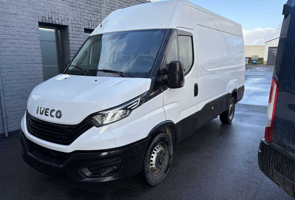 Iveco 35S18D 3.0 Turbo VGT Hi-Matic